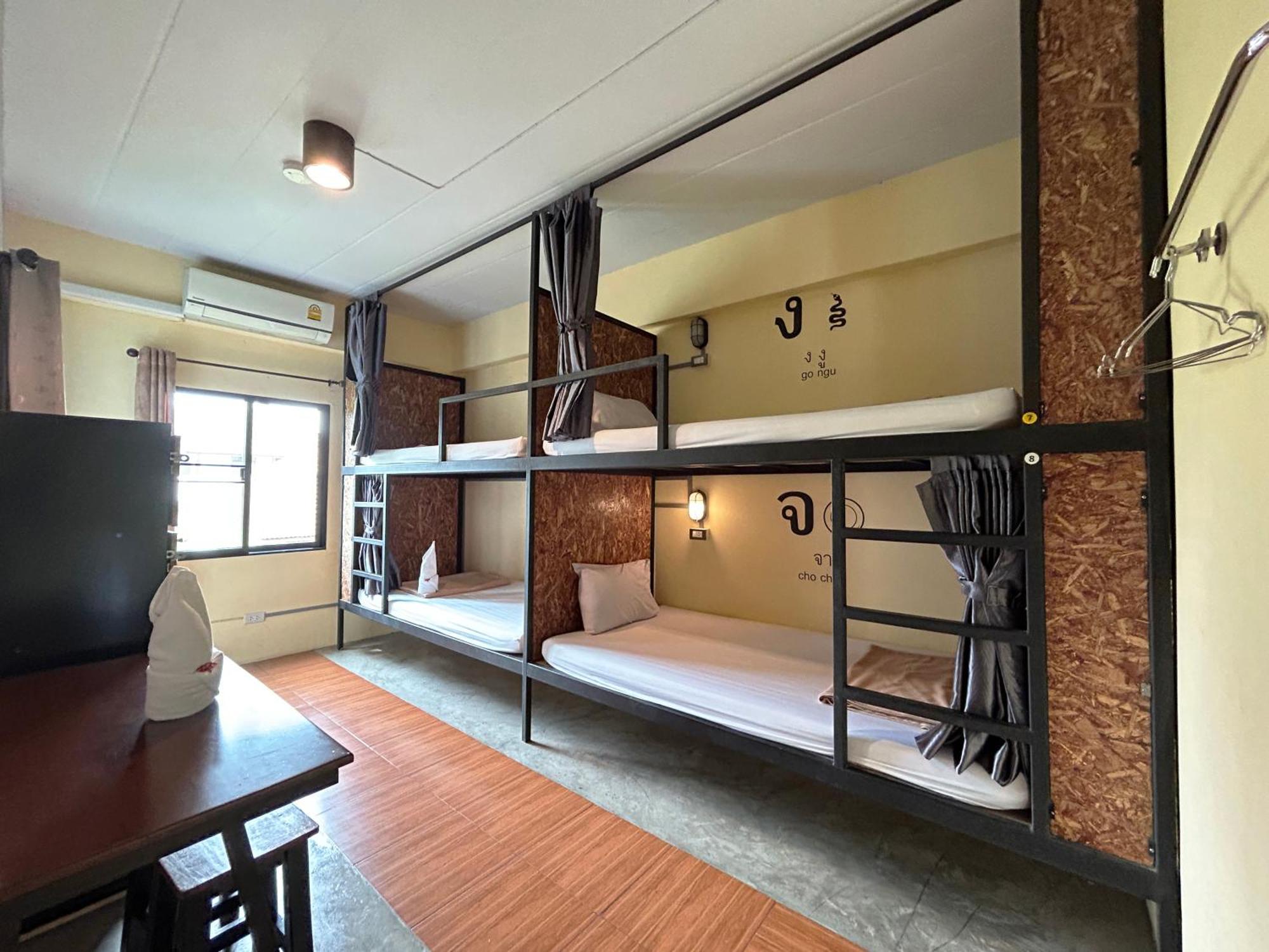 Hide Bangkok Hostel Eksteriør bilde