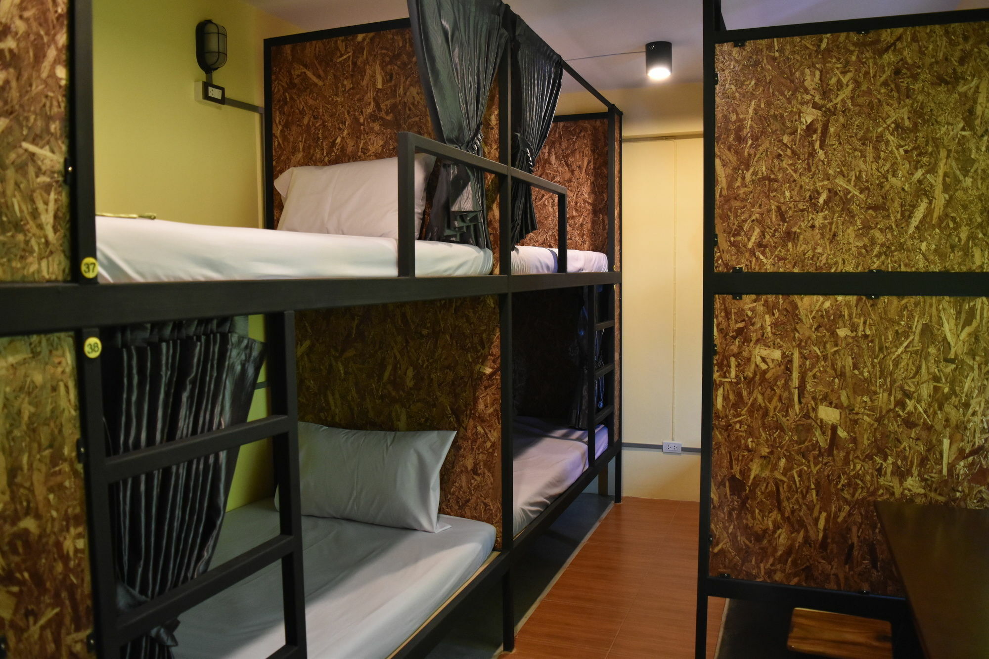 Hide Bangkok Hostel Eksteriør bilde