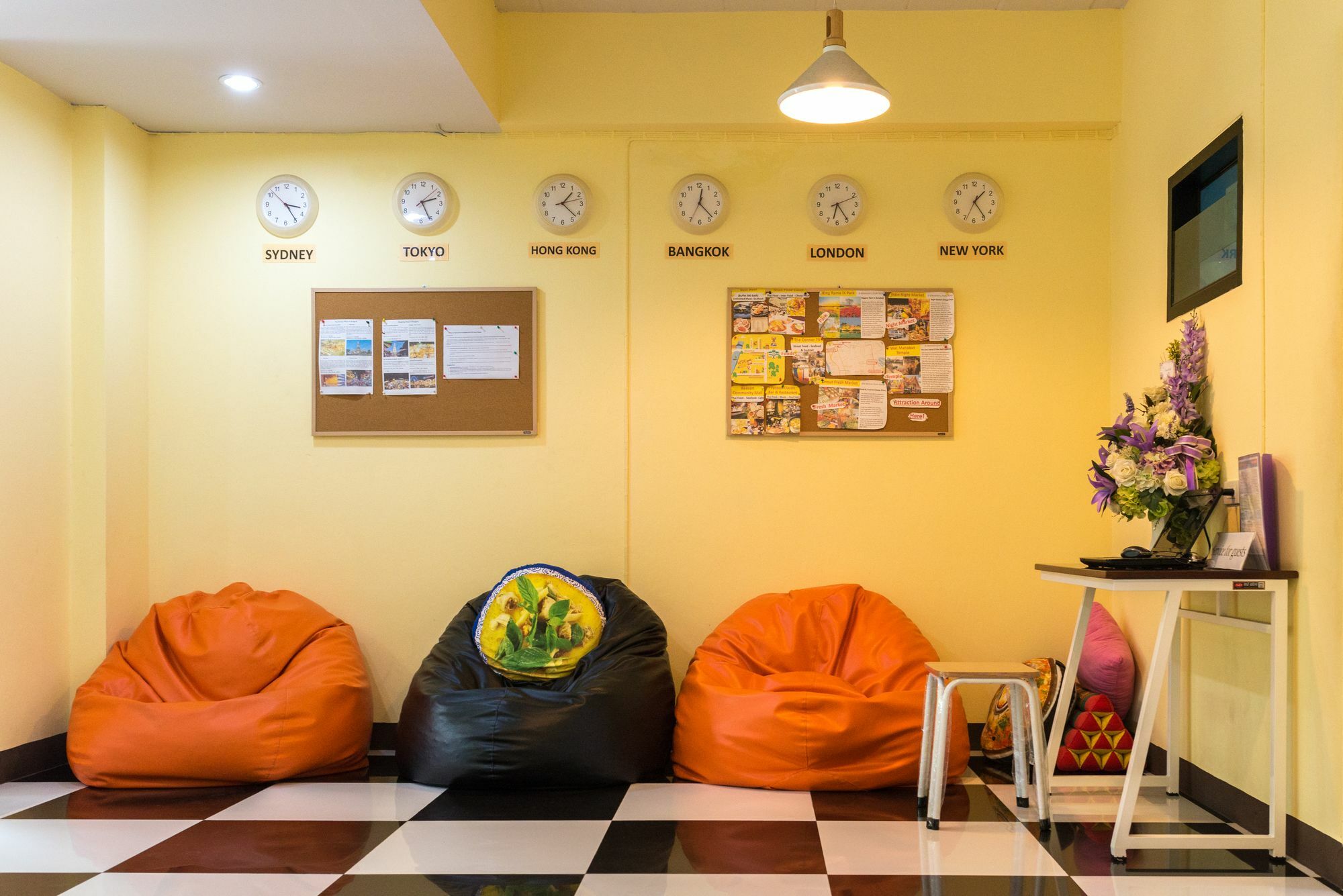 Hide Bangkok Hostel Eksteriør bilde